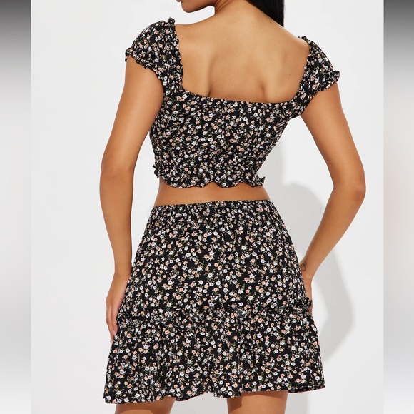 Floral Skirt Set - Picture 2 of 5